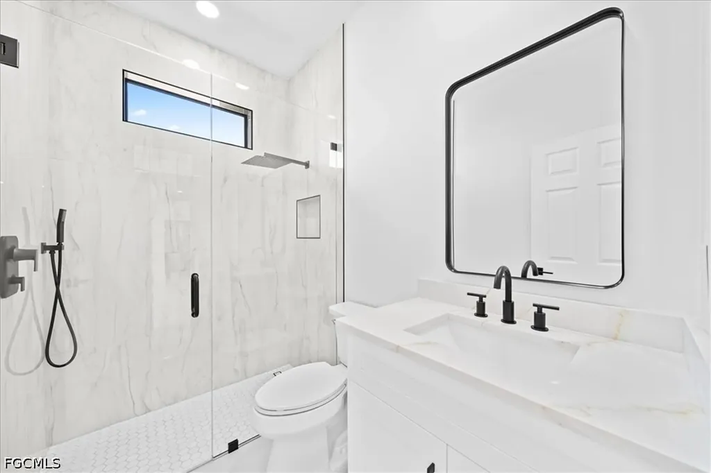 1329 NE 18th Terrace Cape Coral FL 33909