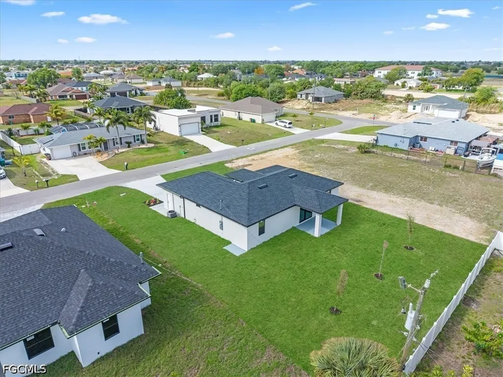 1329 NE 18th Terrace Cape Coral FL 33909