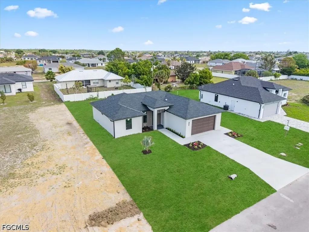 1329 NE 18th Terrace Cape Coral FL 33909