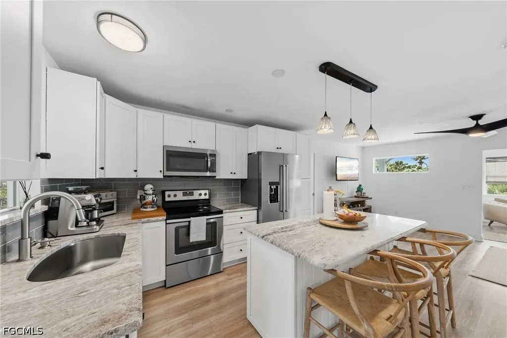 9248 Kincaid Court Sanibel FL 33957