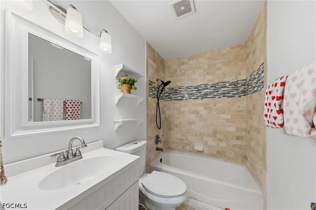 9248 Kincaid Court Sanibel FL 33957