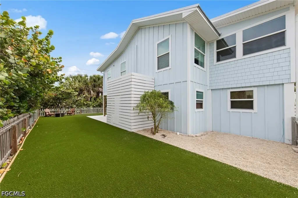 9248 Kincaid Court Sanibel FL 33957