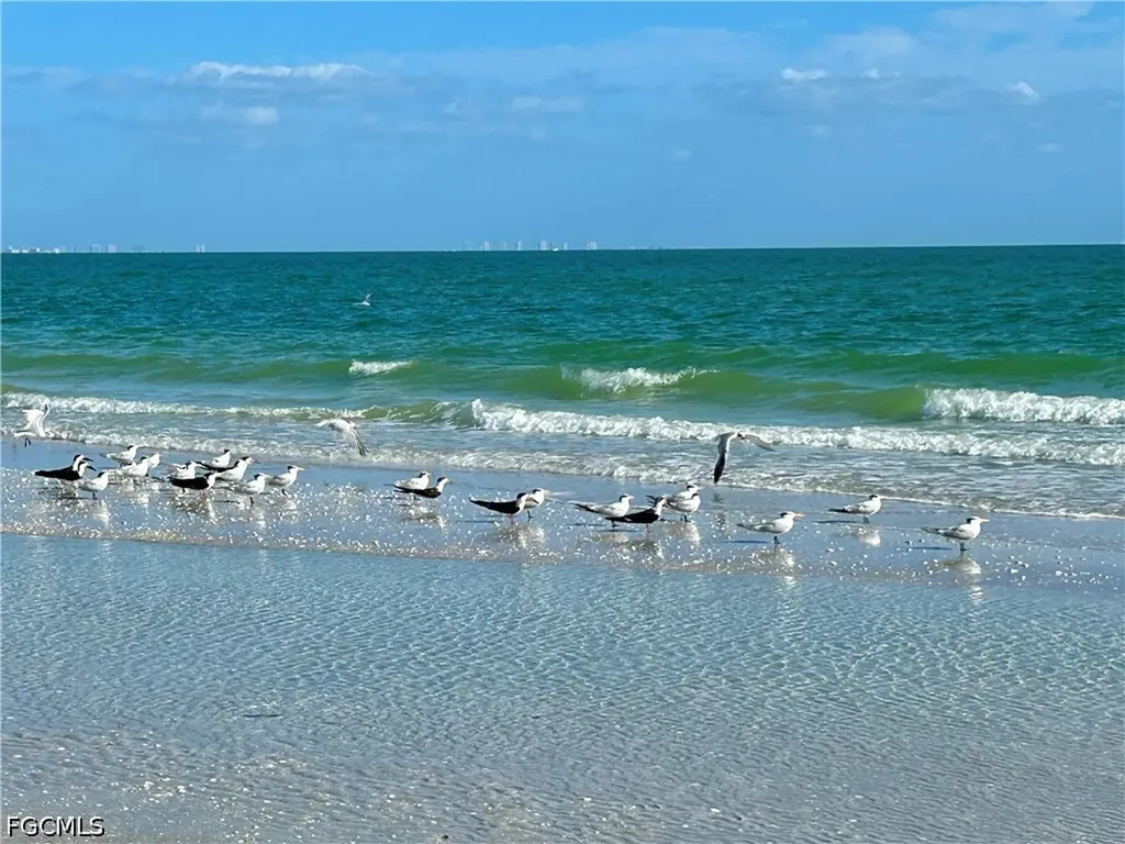 631 Nerita Street Sanibel FL 33957