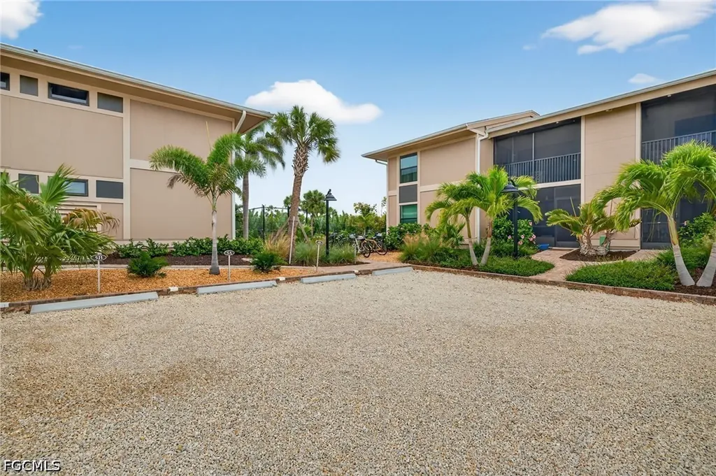 631 Nerita Street Sanibel FL 33957
