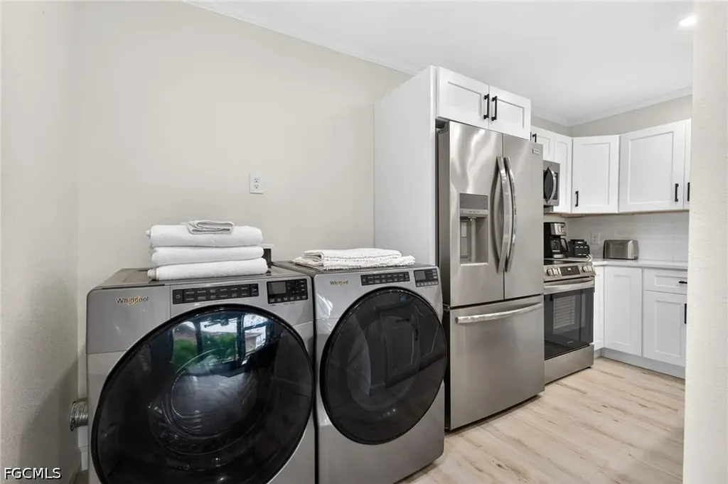 631 Nerita Street Sanibel FL 33957