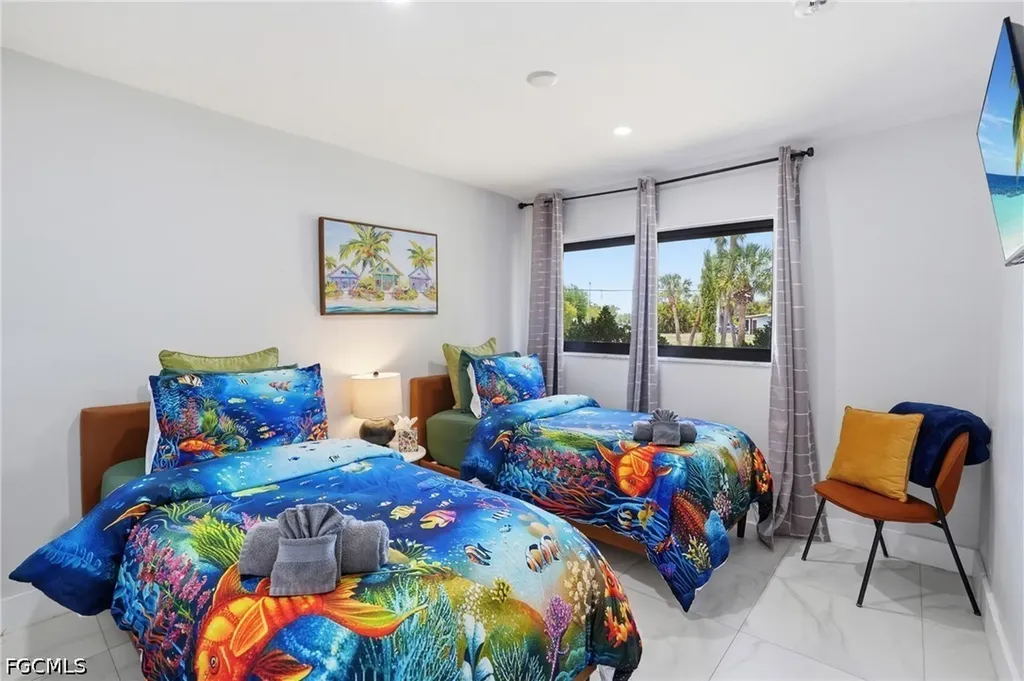 442 El Dorado Parkway E Cape Coral FL 33904