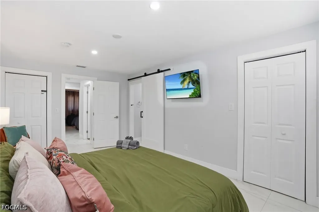442 El Dorado Parkway E Cape Coral FL 33904