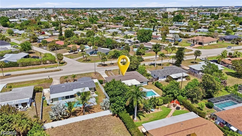 442 El Dorado Parkway E Cape Coral FL 33904