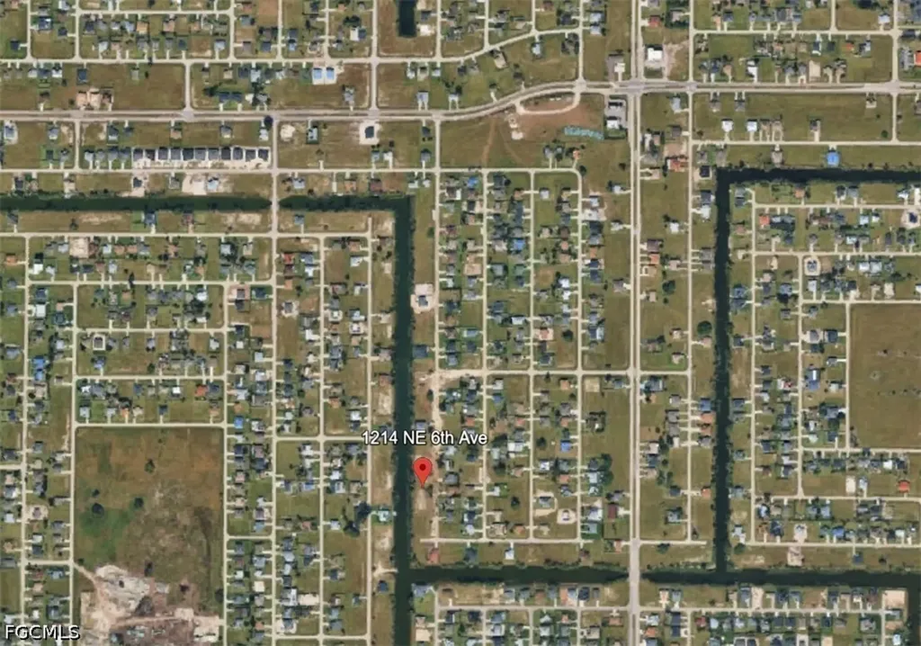 1214 NE 6th Avenue Cape Coral FL 33909