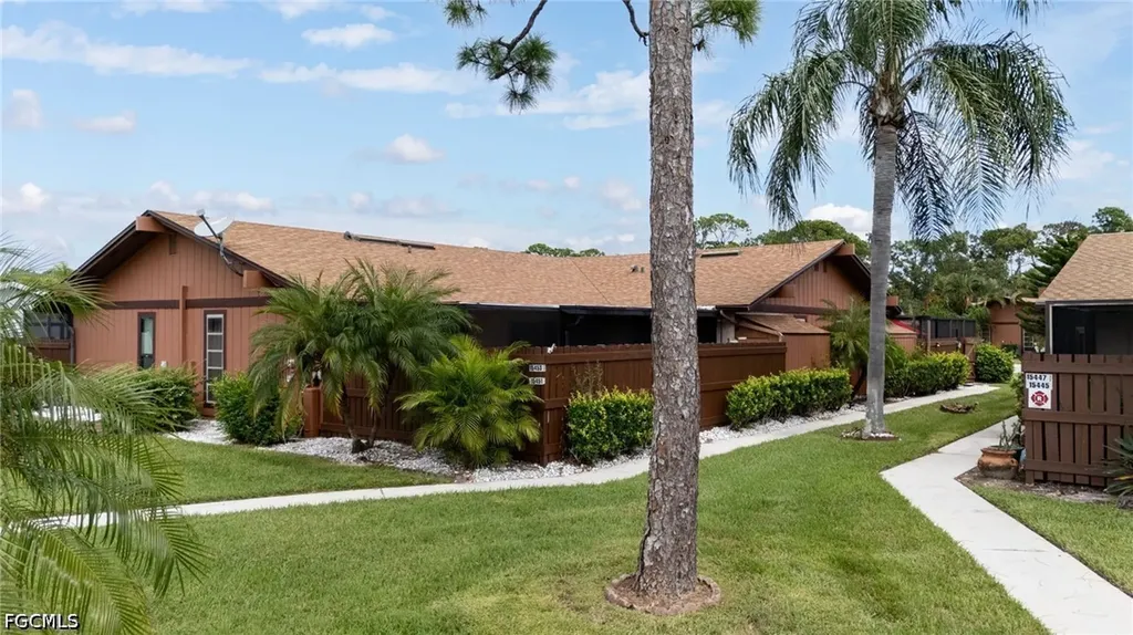 15451 Crystal Lake Drive North Fort Myers FL 33917