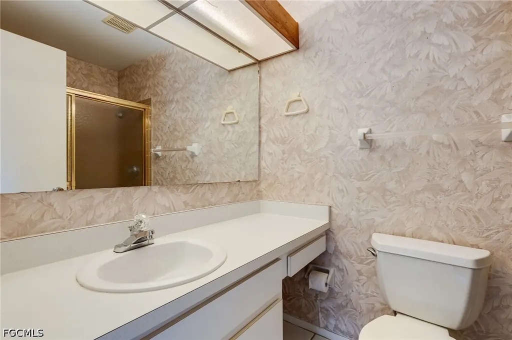 15451 Crystal Lake Drive North Fort Myers FL 33917