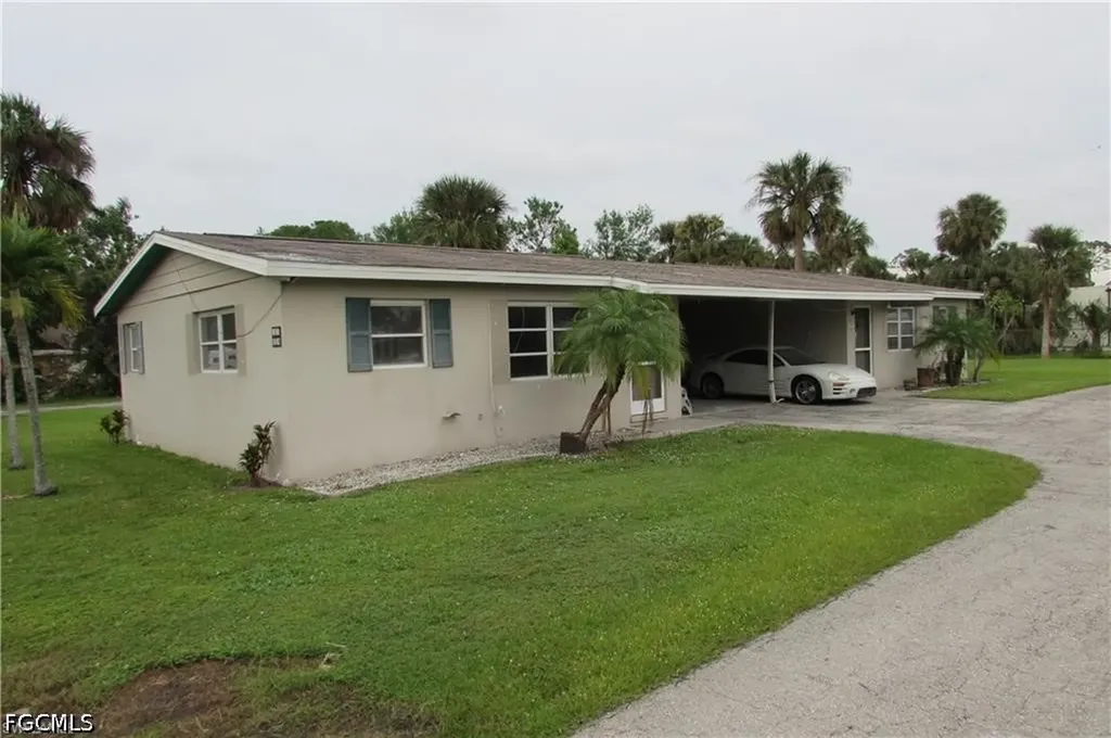 North Fort Myers FL 33903