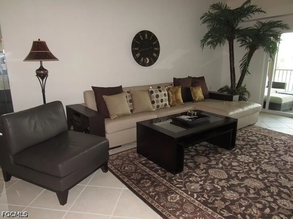 10537 Washingtonia Palm Way Fort Myers FL 33966