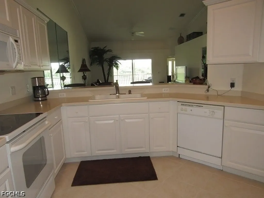10537 Washingtonia Palm Way Fort Myers FL 33966