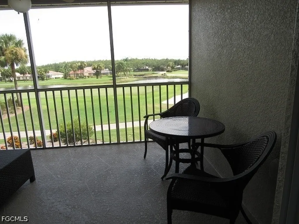 10537 Washingtonia Palm Way Fort Myers FL 33966