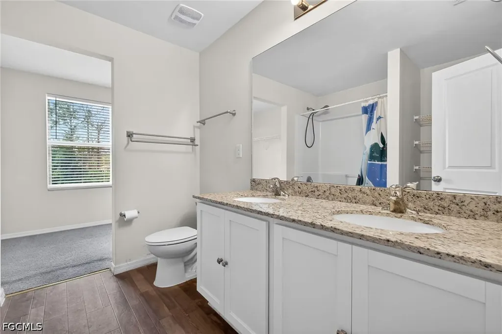 921 Jacaranda Parkway E Cape Coral FL 33909