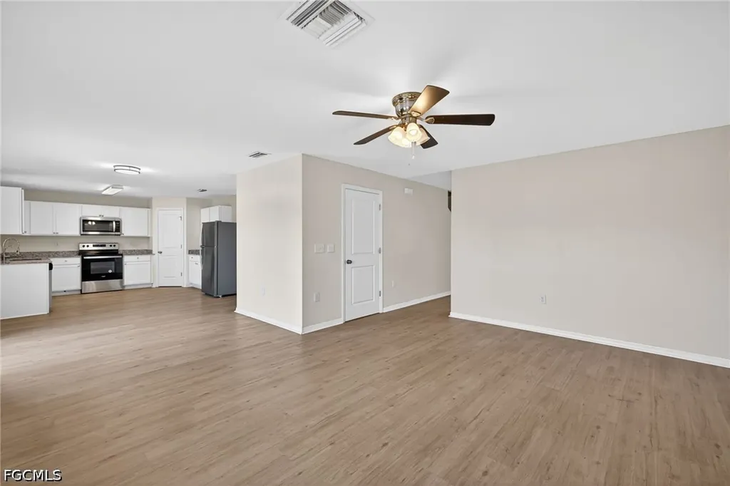 921 Jacaranda Parkway E Cape Coral FL 33909