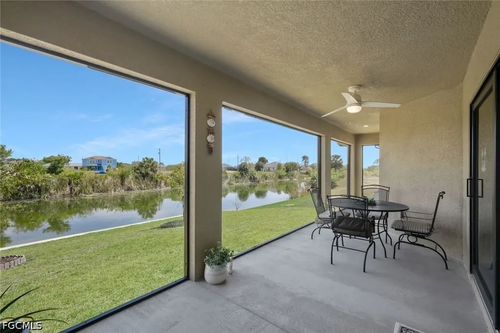 2519 NE 5th Place Cape Coral FL 33909
