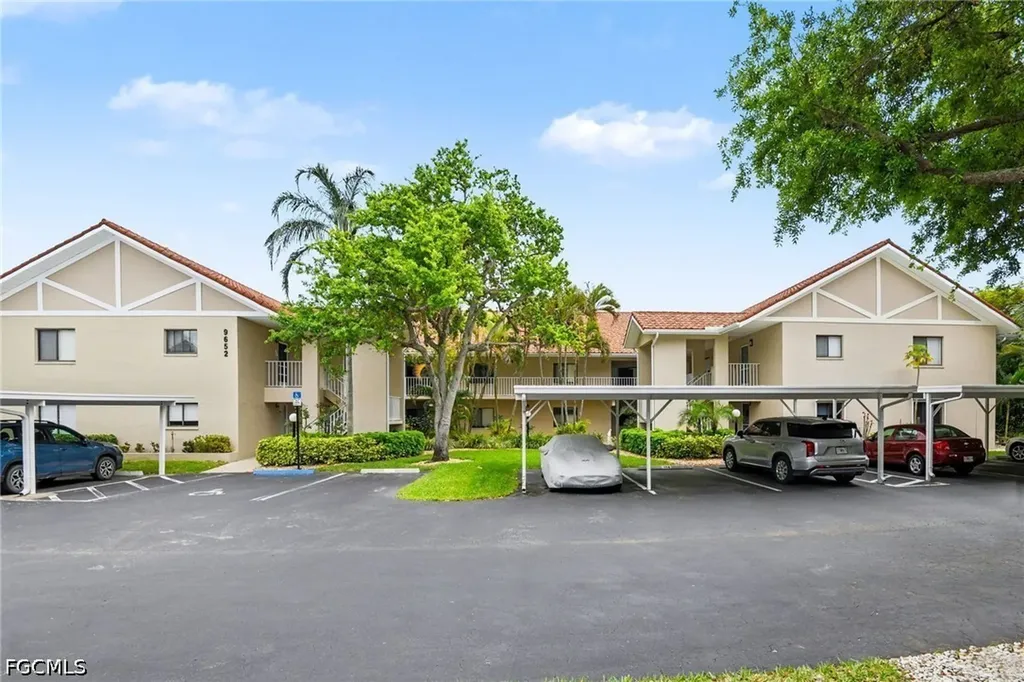9652 Windsor Gardens Lane Fort Myers FL 33919