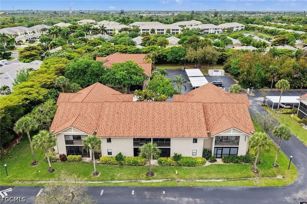 9652 Windsor Gardens Lane Fort Myers FL 33919