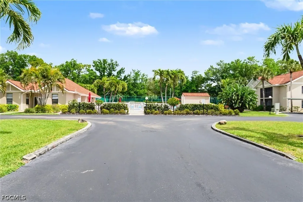 9652 Windsor Gardens Lane Fort Myers FL 33919