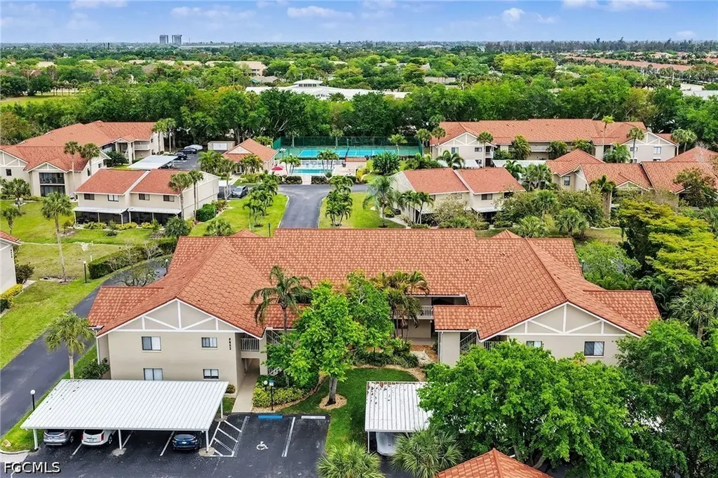 9652 Windsor Gardens Lane Fort Myers FL 33919
