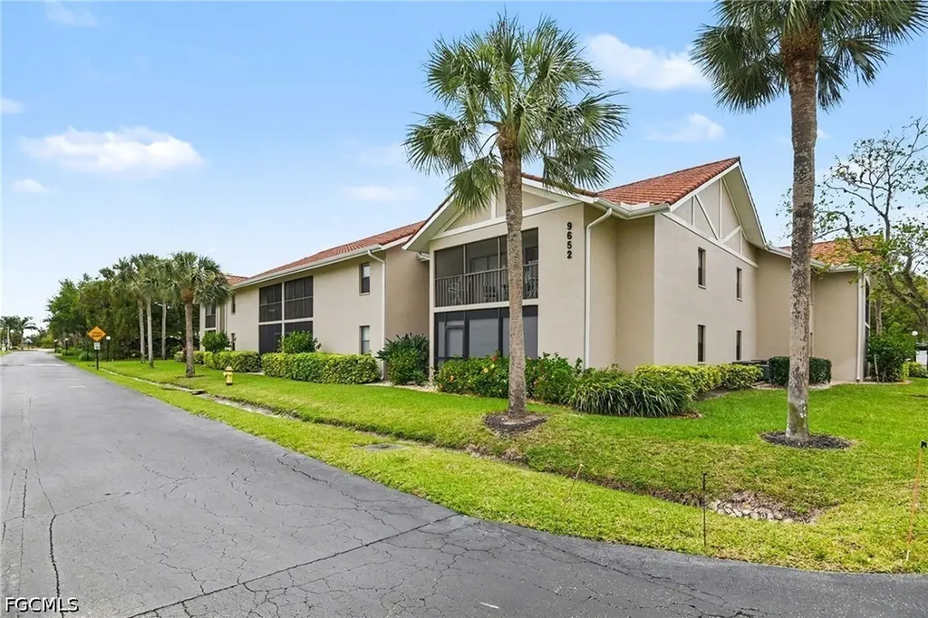 9652 Windsor Gardens Lane Fort Myers FL 33919