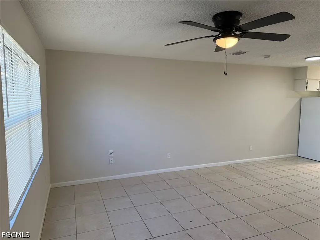 3307 SE 15th Place Cape Coral FL 33904