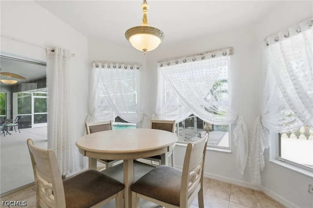2105 SW 29th Terrace Cape Coral FL 33914
