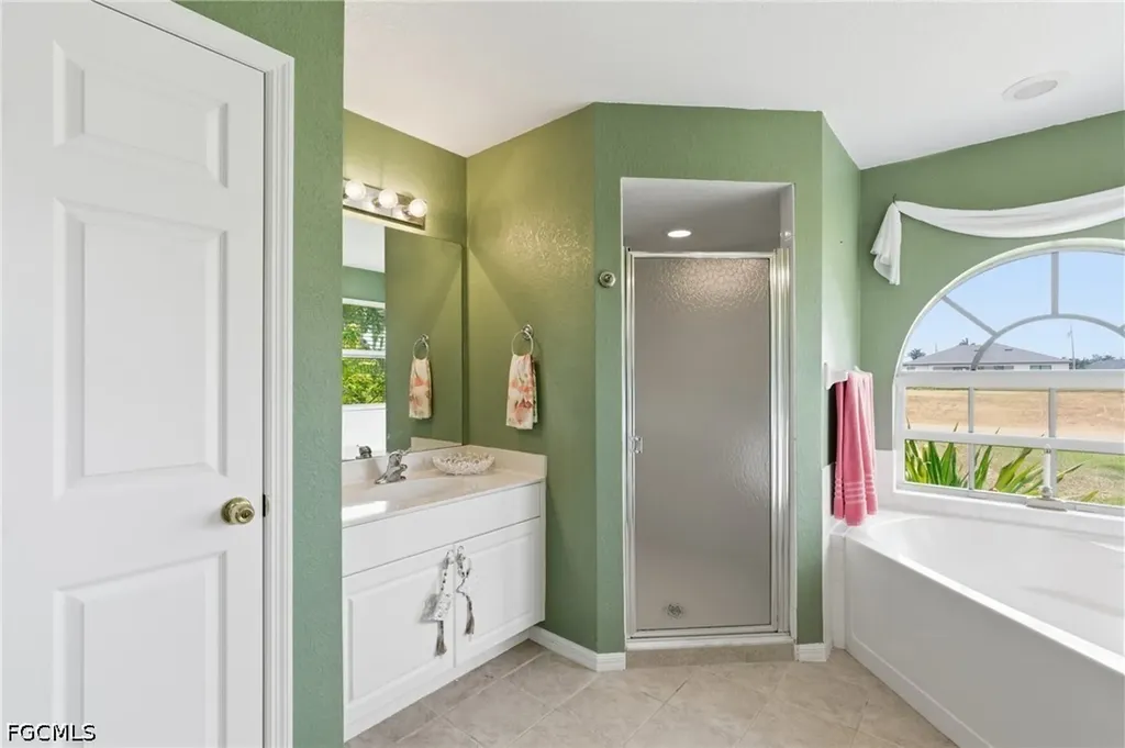 2105 SW 29th Terrace Cape Coral FL 33914