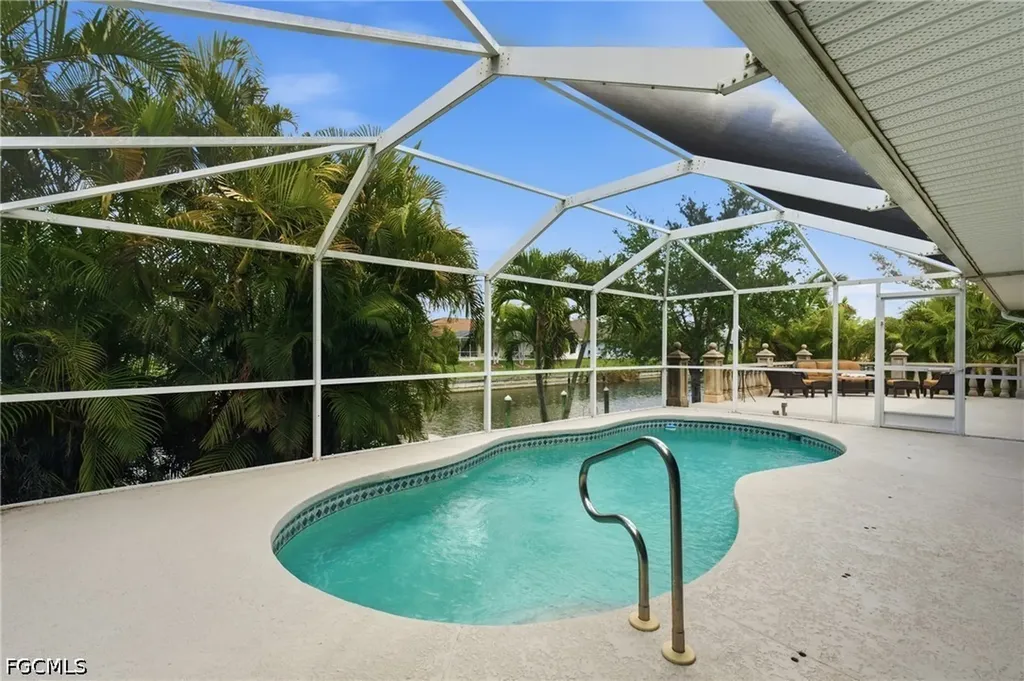 2105 SW 29th Terrace Cape Coral FL 33914