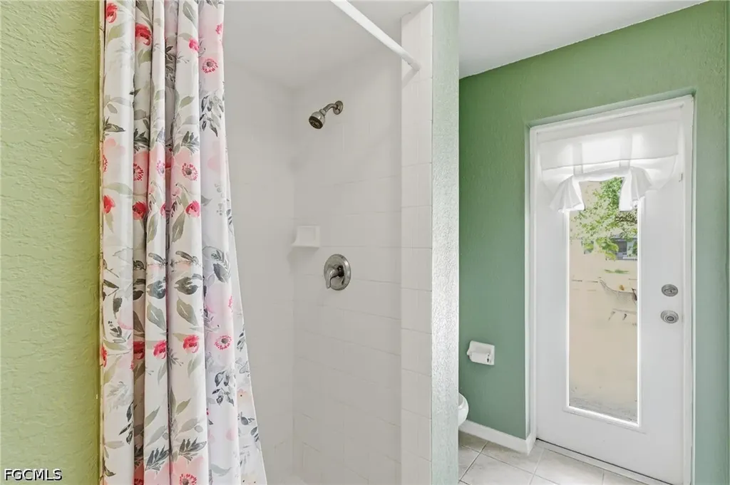 2105 SW 29th Terrace Cape Coral FL 33914