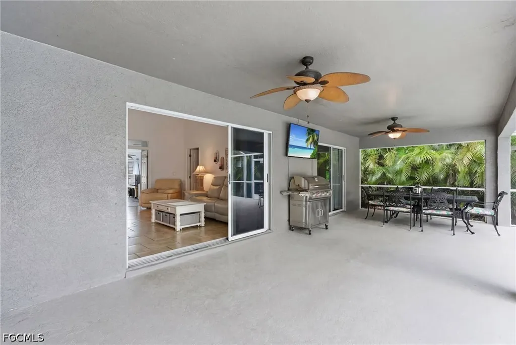2105 SW 29th Terrace Cape Coral FL 33914