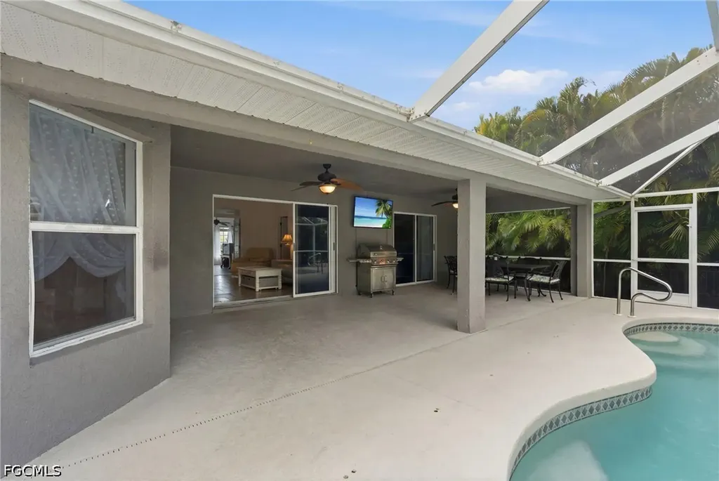 2105 SW 29th Terrace Cape Coral FL 33914