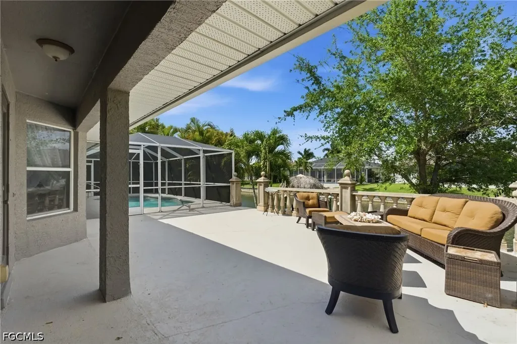 2105 SW 29th Terrace Cape Coral FL 33914