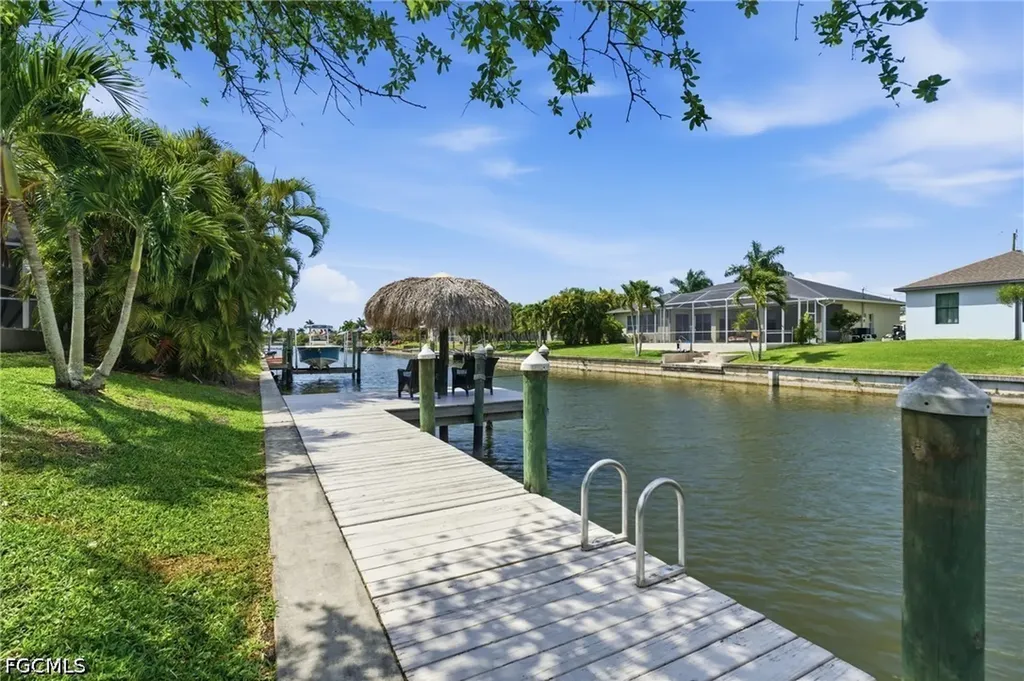 2105 SW 29th Terrace Cape Coral FL 33914