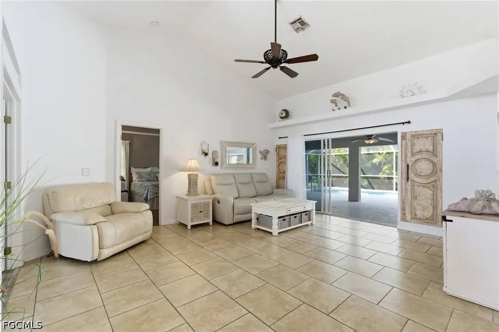 2105 SW 29th Terrace Cape Coral FL 33914