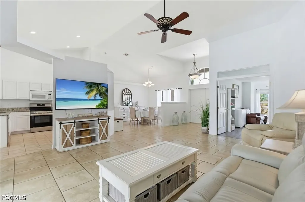 2105 SW 29th Terrace Cape Coral FL 33914
