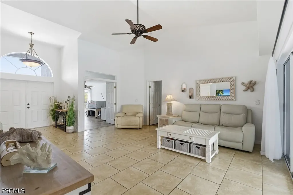 2105 SW 29th Terrace Cape Coral FL 33914