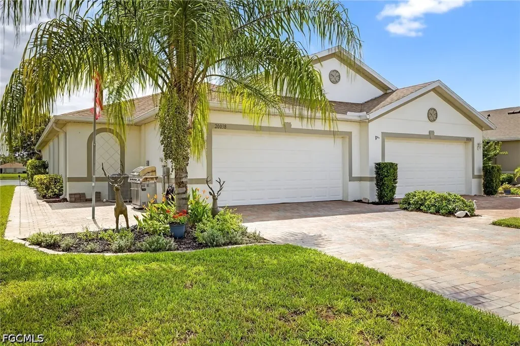 20038 Fiddlewood Avenue North Fort Myers FL 33917