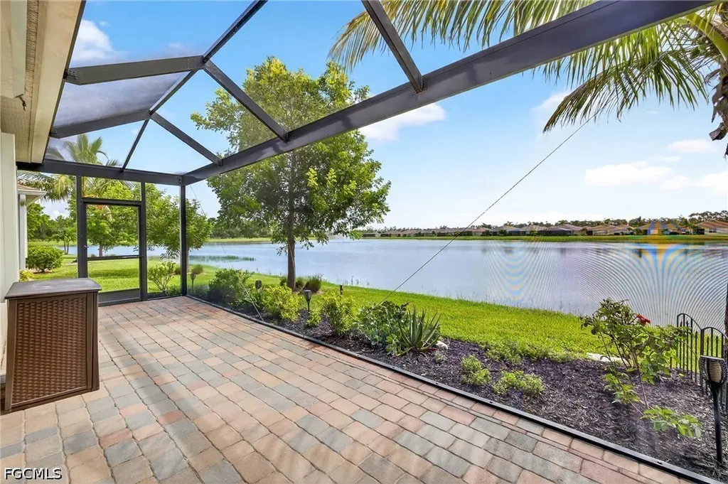20038 Fiddlewood Avenue North Fort Myers FL 33917