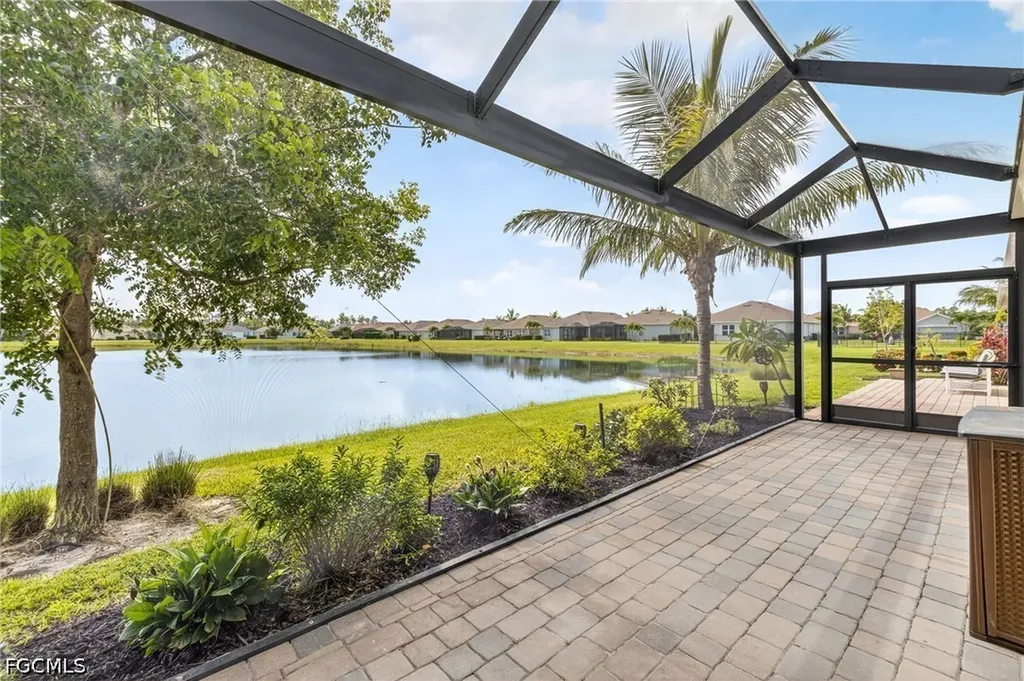 20038 Fiddlewood Avenue North Fort Myers FL 33917