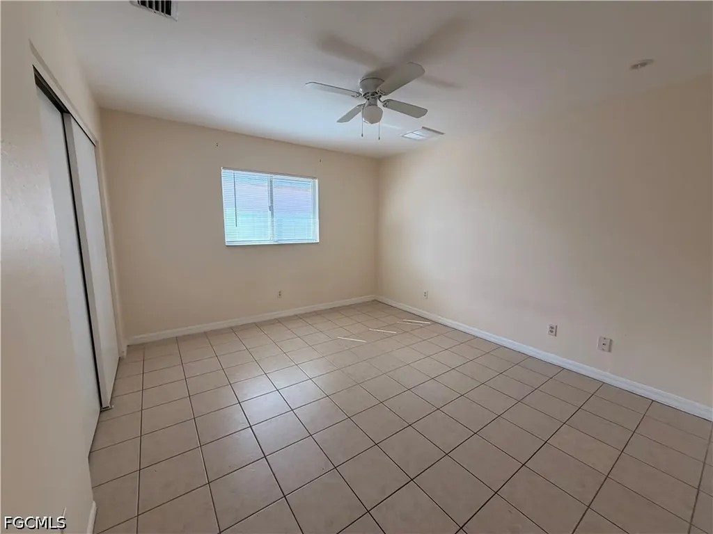 1212 SE 2nd Place Cape Coral FL 33990