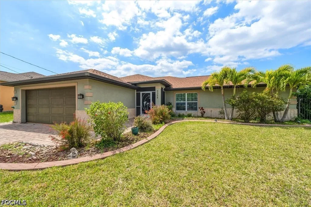 4548 SW 16th Place Cape Coral FL 33914