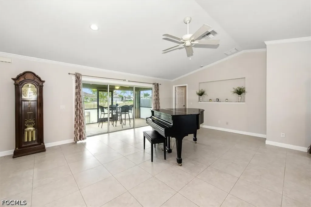 4548 SW 16th Place Cape Coral FL 33914