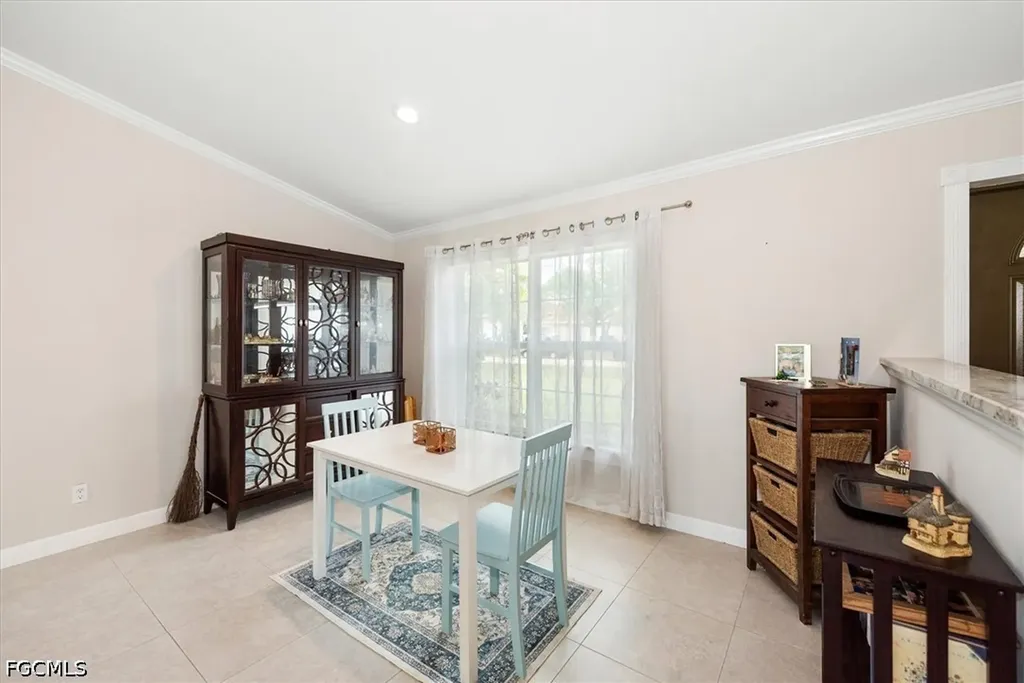 4548 SW 16th Place Cape Coral FL 33914