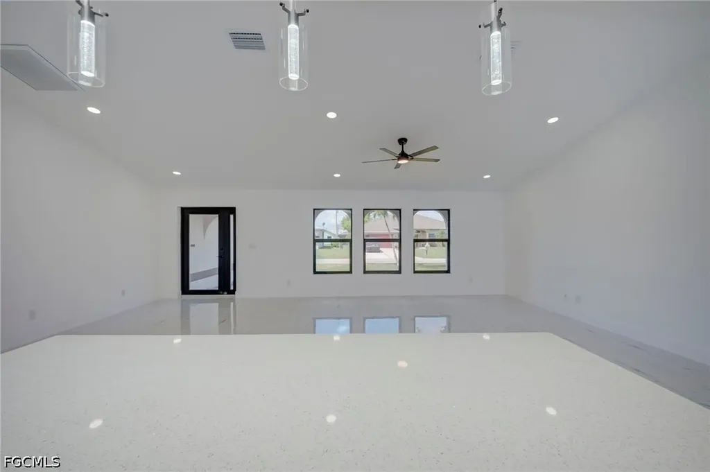 4305 SW 1st Avenue Cape Coral FL 33914