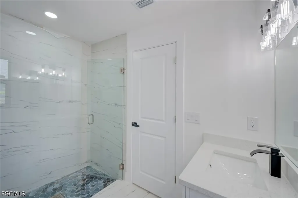 4305 SW 1st Avenue Cape Coral FL 33914