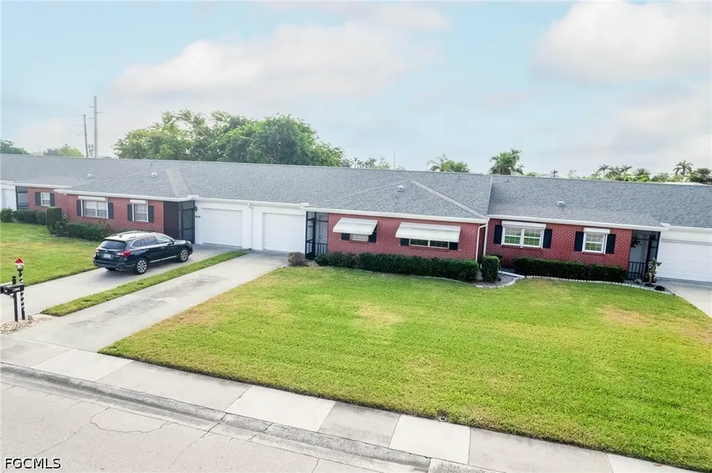 1390 Myerlee Country Club Boulevard Fort Myers FL 33919