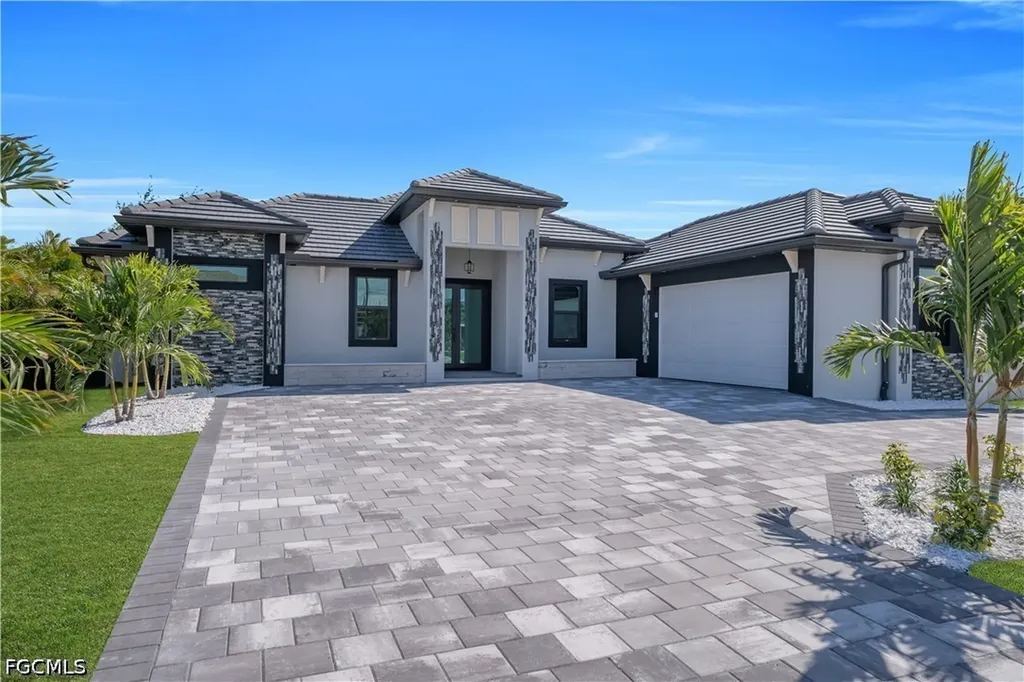 2304 SW 20th Street Cape Coral FL 33991